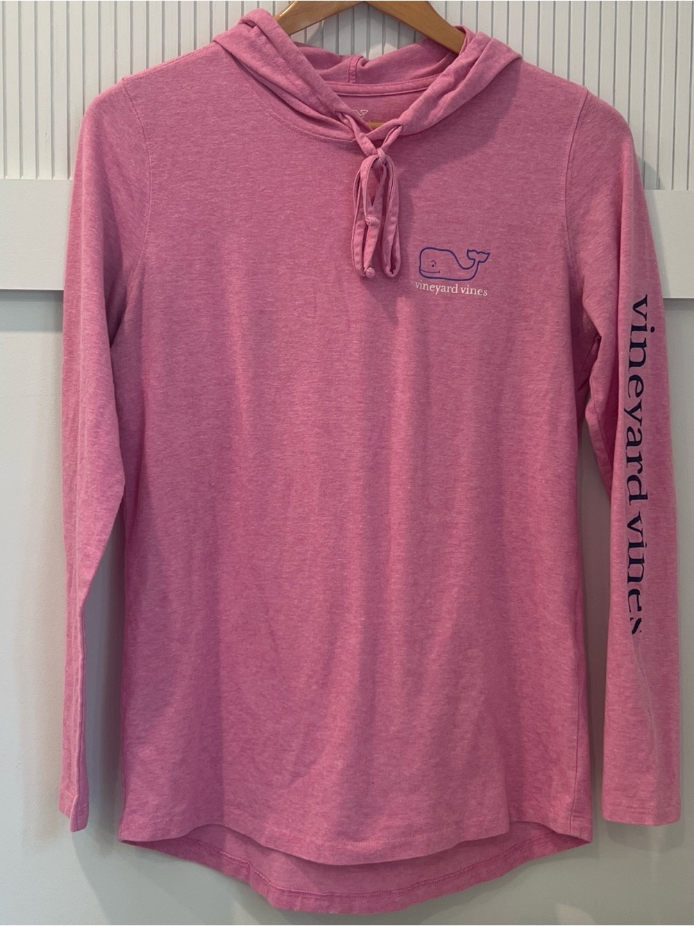 Vineyard Vines White Logo Pink Hooded Long Sleeve Tee